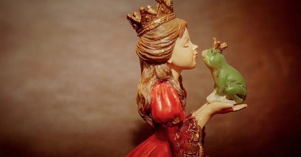 love-more-than-one-people The princess kisses a frog - we can't love more than one person because of our beliefs?